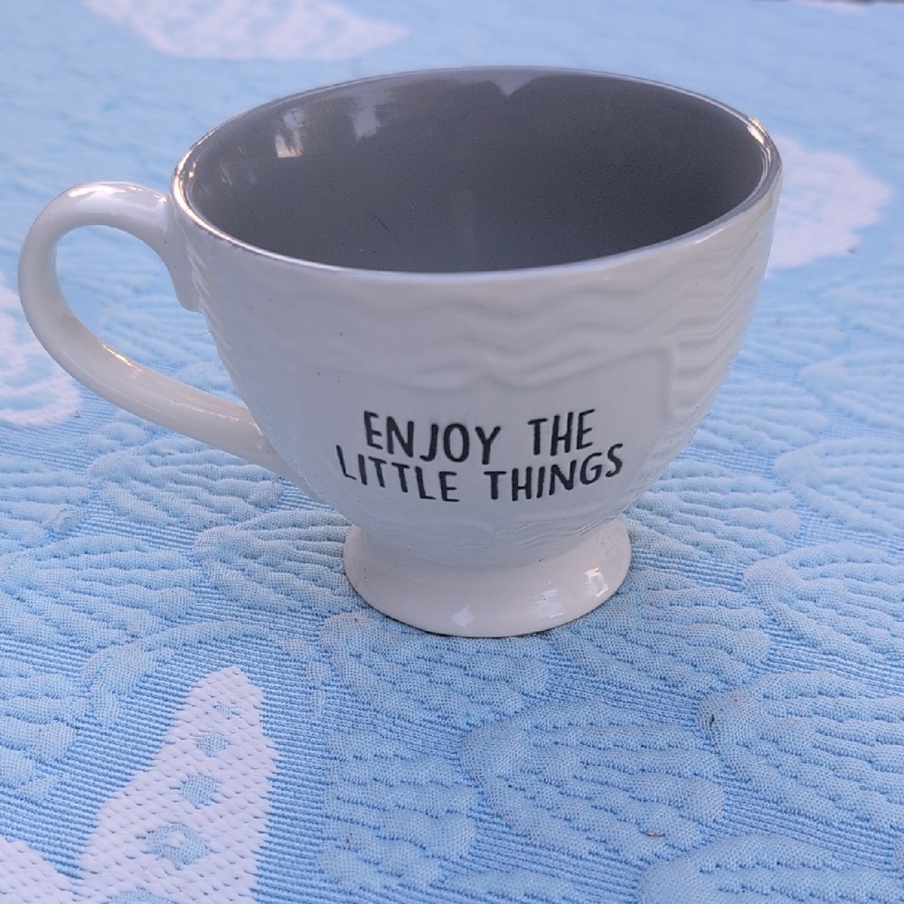 Roscher Gray and White Stoneware Mug